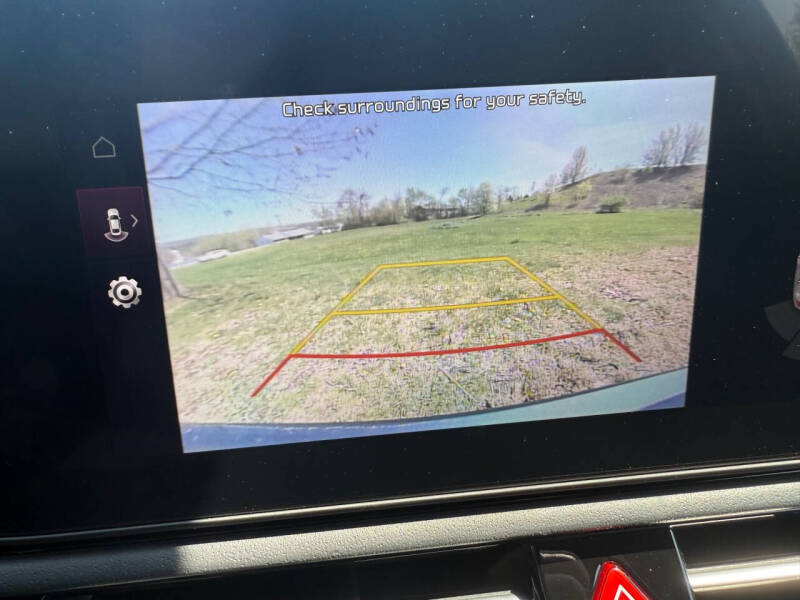 2025 Kia Niro Plug-In Hybrid EX