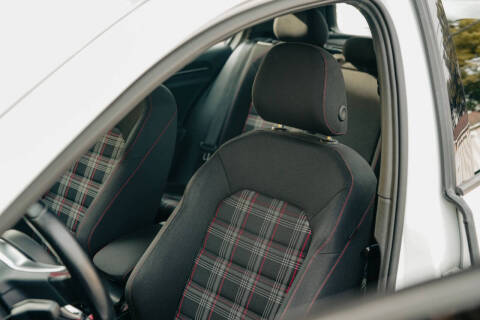 2017 Volkswagen Golf GTI S