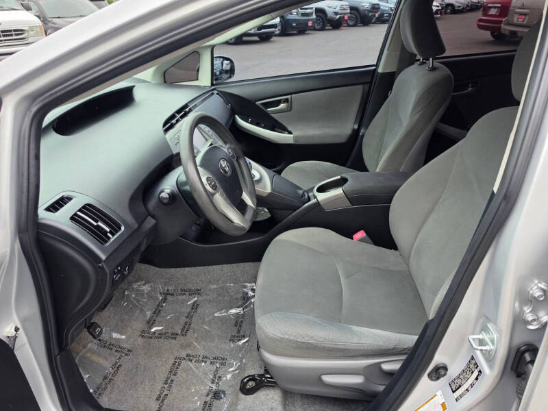 2012 Toyota Prius Two