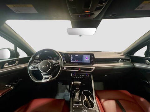 2022 Kia K5