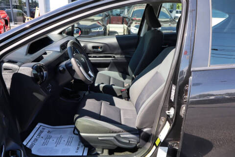 2016 Toyota Prius c