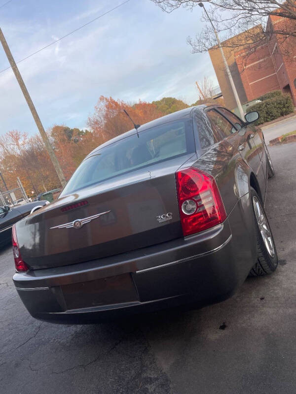 2008 Chrysler 300 Touring photo 10