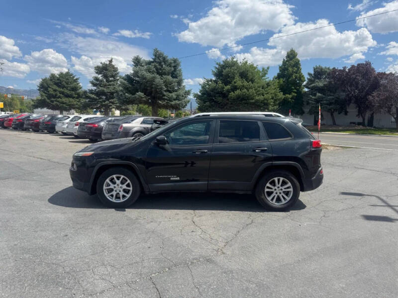 2015 Jeep Cherokee Sport