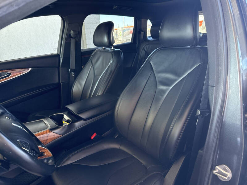 2017 Lincoln MKX Select