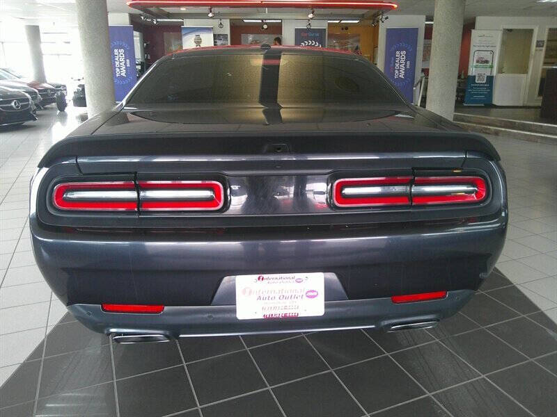 2017 Dodge Challenger R/T
