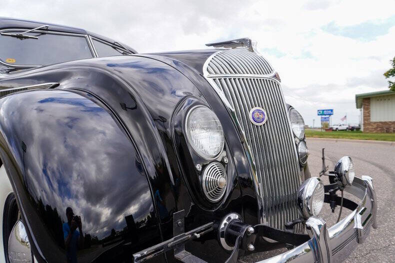 1936 Chrysler Imperial