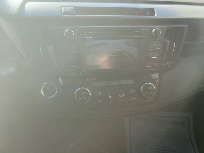 2017 Toyota RAV4 XLE