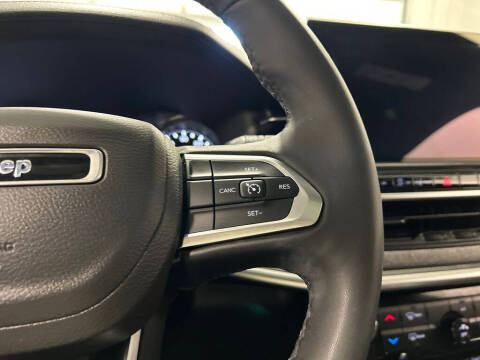 2023 Jeep Compass Latitude Lux