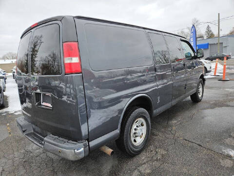 2016 Chevrolet Express 2500