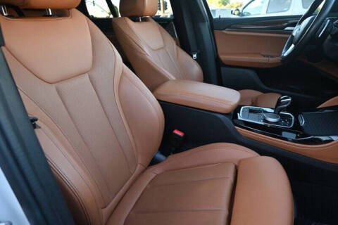 2023 BMW X4 xDrive30i