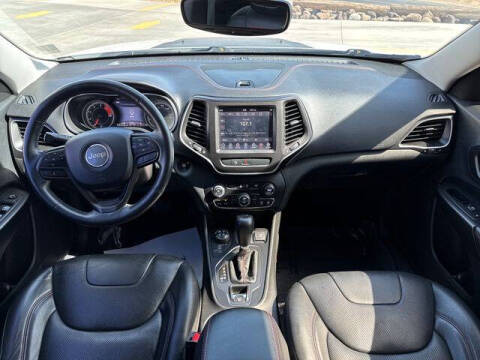 2019 Jeep Cherokee Trailhawk