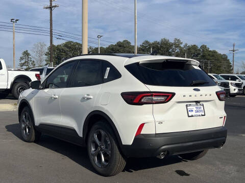 2026 Ford Escape Hybrid ST-Line Select