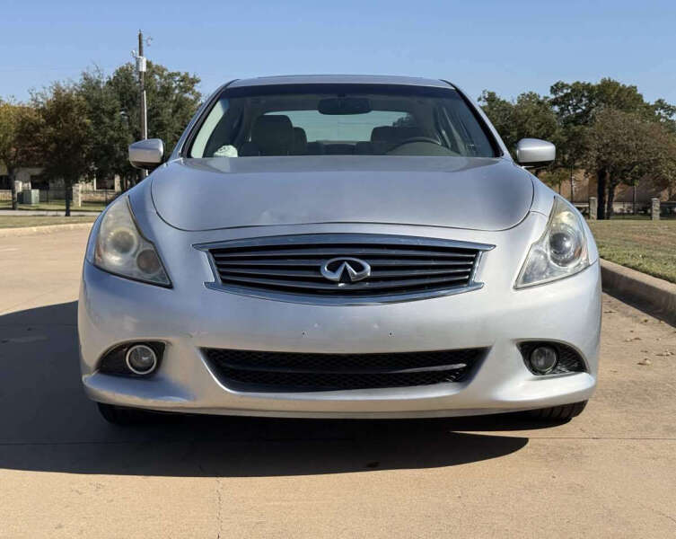 2011 Infiniti G25 Sedan Journey