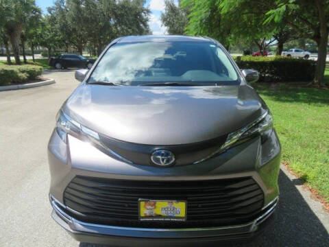 2024 Toyota Sienna XLE 7-Passenger