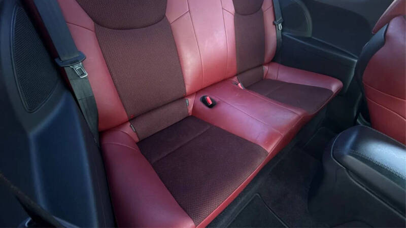 2013 Hyundai Genesis Coupe