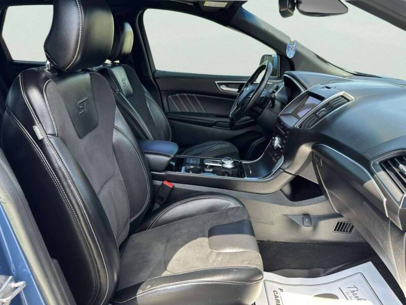 2019 Ford Edge ST
