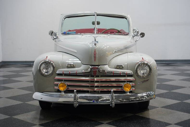 1946 Ford Super Deluxe