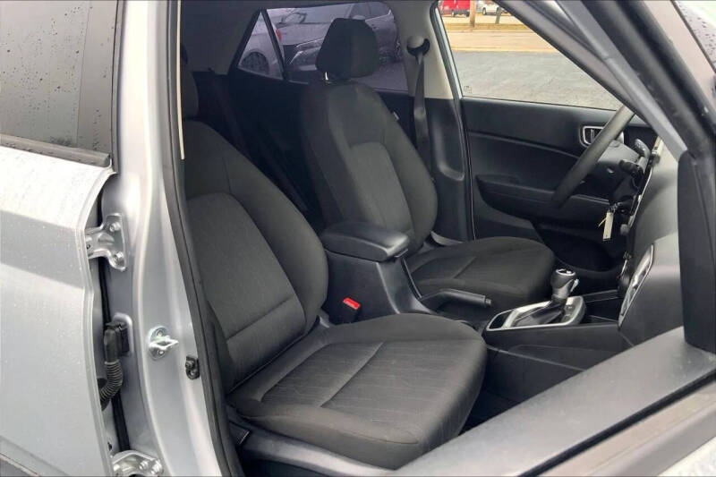 2023 Hyundai Venue SE