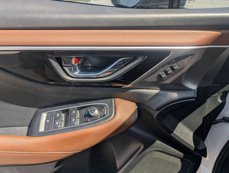 2020 Subaru Outback Touring XT