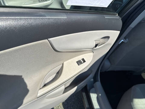 2012 Toyota Corolla LE