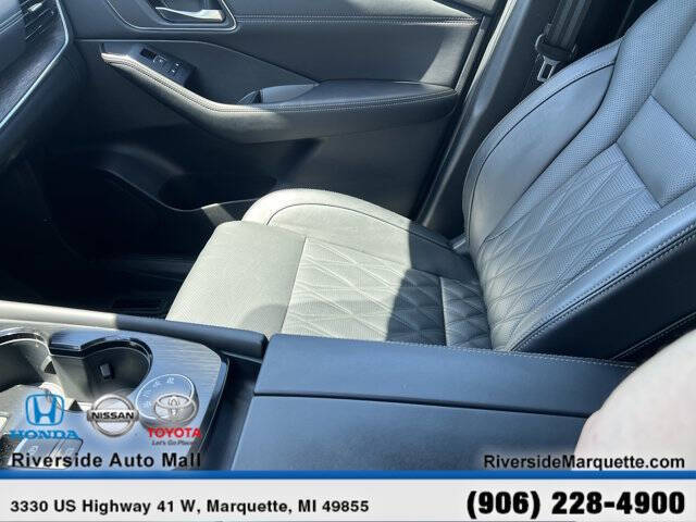 2024 Nissan Rogue Platinum