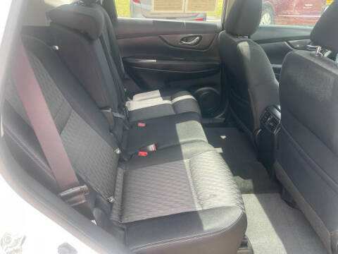 2017 Nissan Rogue SV