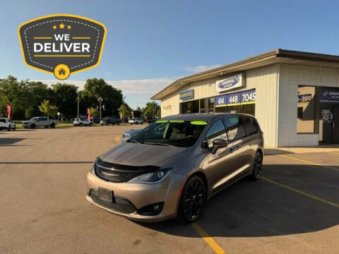 2018 Chrysler Pacifica Touring Plus