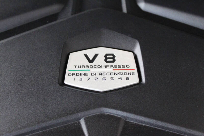 2023 Lamborghini Urus S