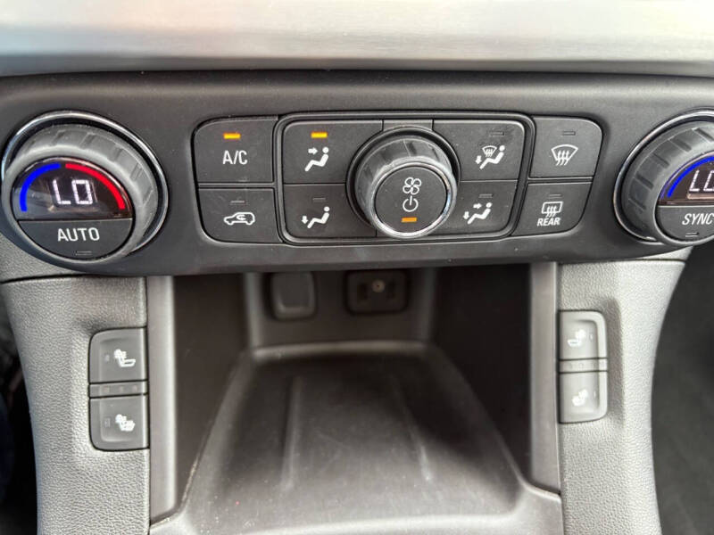 2017 GMC Acadia SLE-2