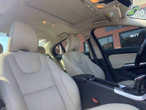 2016 Volvo S60 T5 Drive-E Premier