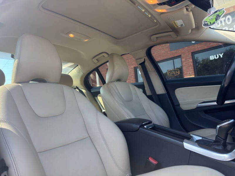 2016 Volvo S60 T5 Drive-E Premier