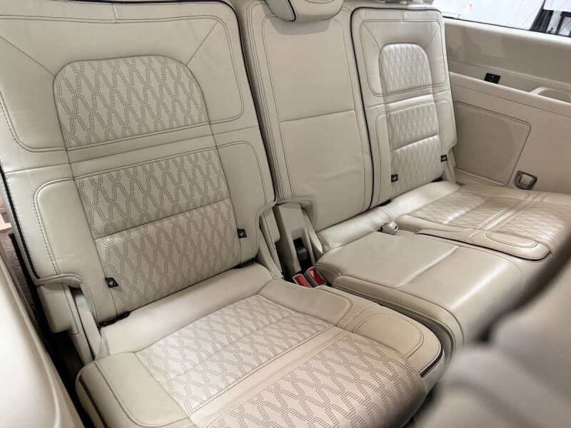 2020 Lincoln Navigator Black Label