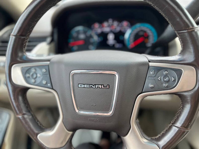 2017 GMC Yukon Denali