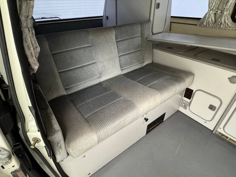 1991 Volkswagen Vanagon GL Camper