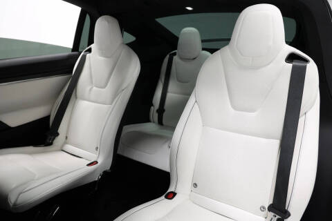 2022 Tesla Model X Plaid