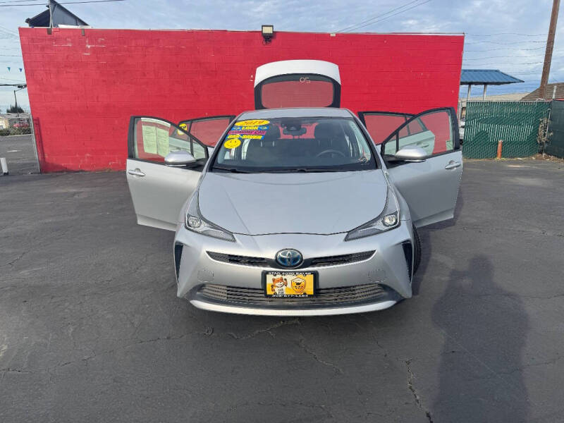 2019 Toyota Prius L Eco