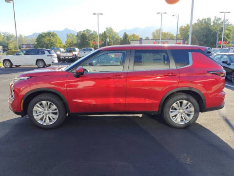 2025 Mitsubishi Outlander ES