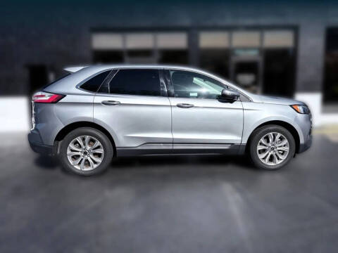 2023 Ford Edge Titanium