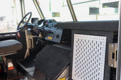 2015 Freightliner MT45 Chassis