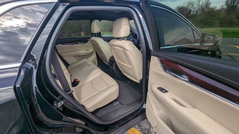 2018 Cadillac XT5 Premium Luxury