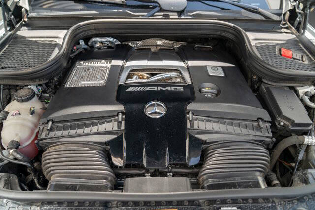 2021 Mercedes-Benz GLS 28