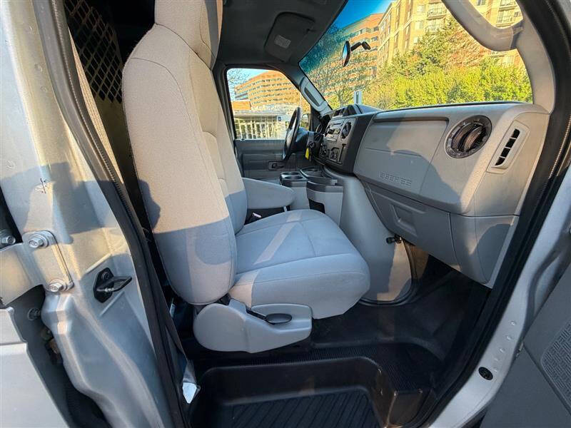 2009 Ford E-Series E-250