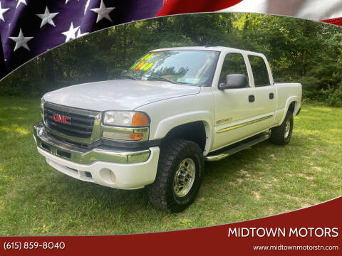 2006 GMC Sierra 2500HD for sale at Midtown Motors in Greenbrier TN