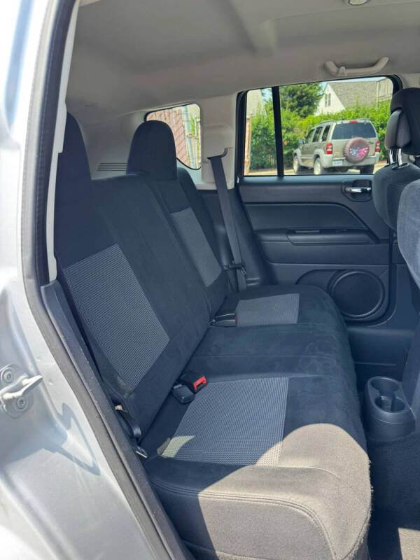 2012 Jeep Compass Latitude