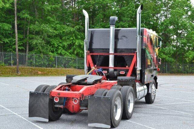 1983 Peterbilt 362 FAT CAB