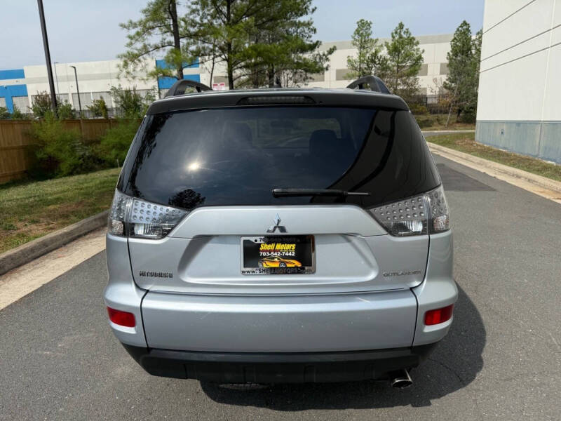 2010 Mitsubishi Outlander ES
