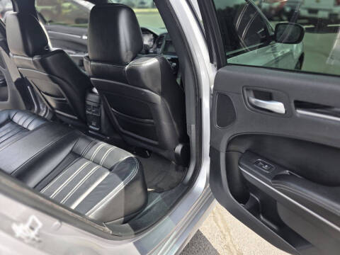 2017 Chrysler 300 S