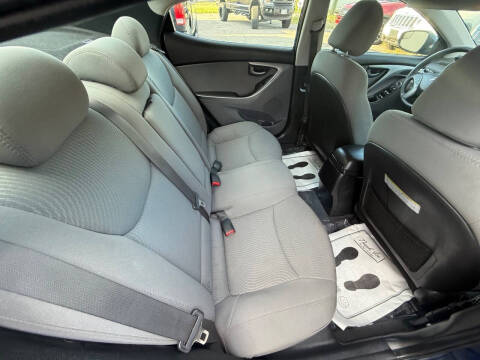 2015 Hyundai Elantra SE