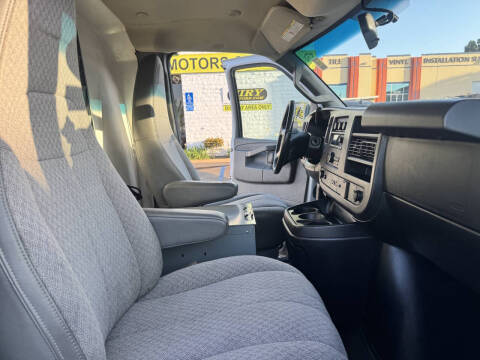 2018 Chevrolet Express 3500