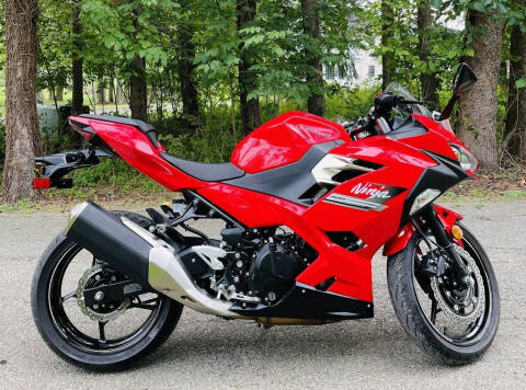2021 Kawasaki Ninja® 400 Passion Red